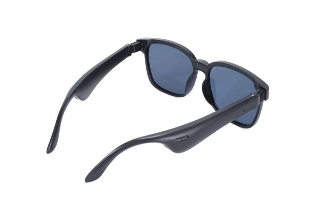 3-Smart-Glasses-E30.jpg